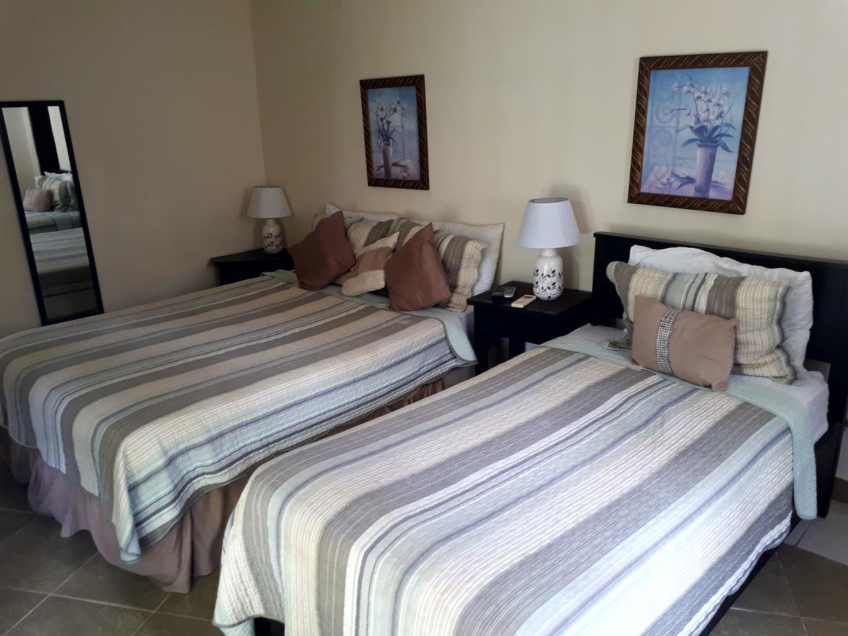 Hibiscus House Bed And Breakfast Contadora Island Extérieur photo