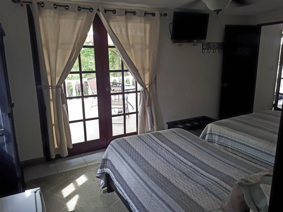 Hibiscus House Bed And Breakfast Contadora Island Extérieur photo
